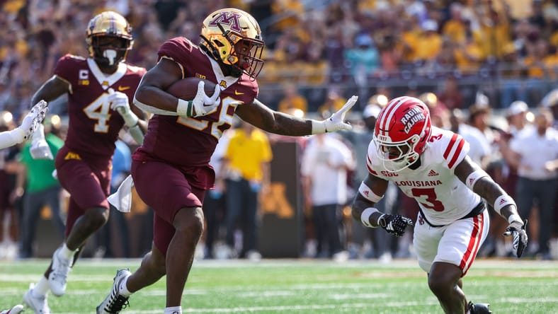 NCAA Football: UL Lafayette at Minnesota