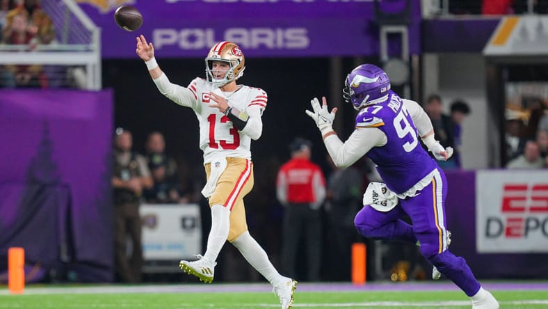 NFL: San Francisco 49ers at Minnesota Vikings