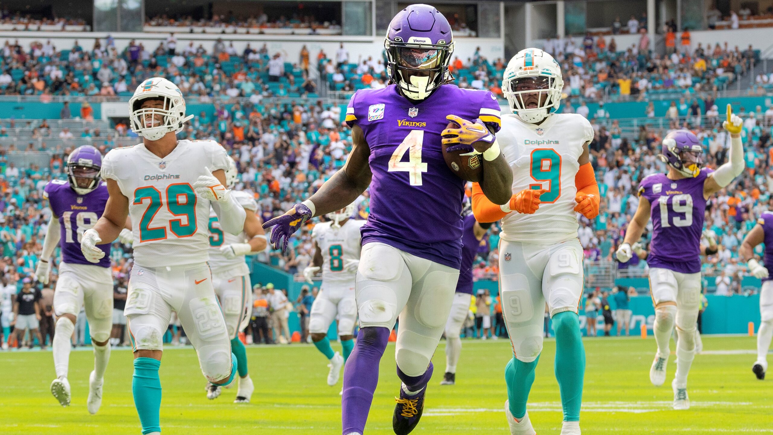 Dalvin Cook Trade Rumors: RB 'Loves' Vikings; Open to Fresh Start amid  Dolphins Buzz, News, Scores, Highlights, Stats, and Rumors