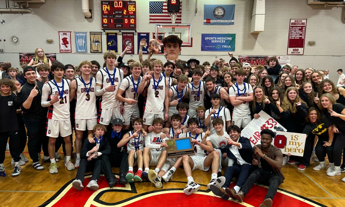 Orono Hits 2OT Half-Court Buzzer Beater to Win MN 6AAA Section Championship