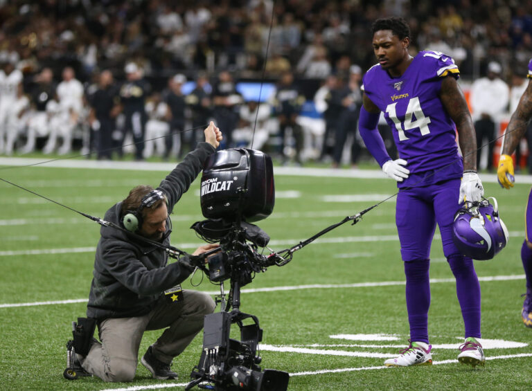 Stefon Diggs : NFC Wild Card-Minnesota Vikings at New Orleans Saints