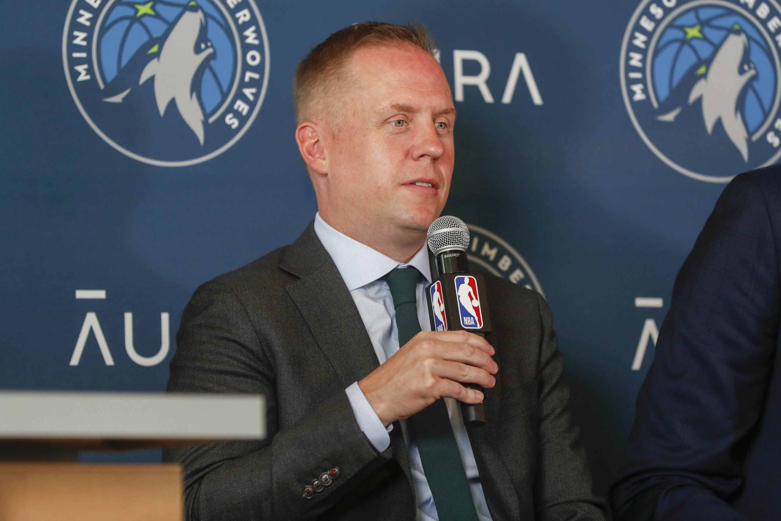 Minnesota Timberwolves Working on Last-Minute Trade Before NBA Season Starts